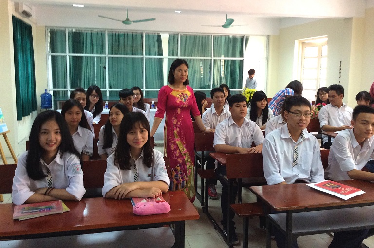 Những bài viết của CLB Báo chí Lô-mô-nô-xốp mừng Ngày Nhà giáo Việt Nam