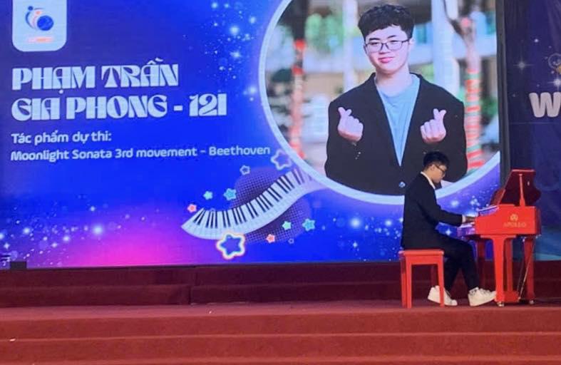 CHÚC MỪNG PHẠM TRẦN GIA PHONG – CẬU HỌC TRÒ ĐAM MÊ NGHỆ THUẬT PIANO