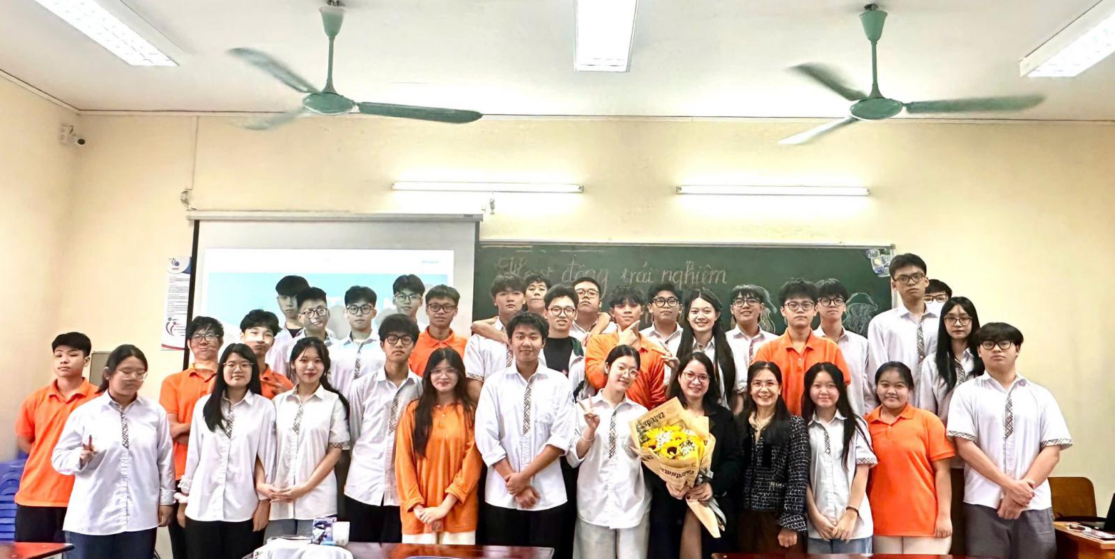 CHUYÊN ĐỀ “NGƯỜI LÀM NGHỀ NÓI VỀ NGHỀ” – TRẢI NGHIỆM THỰC TẾ, TRUYỀN CẢM HỨNG TƯƠNG LAI!