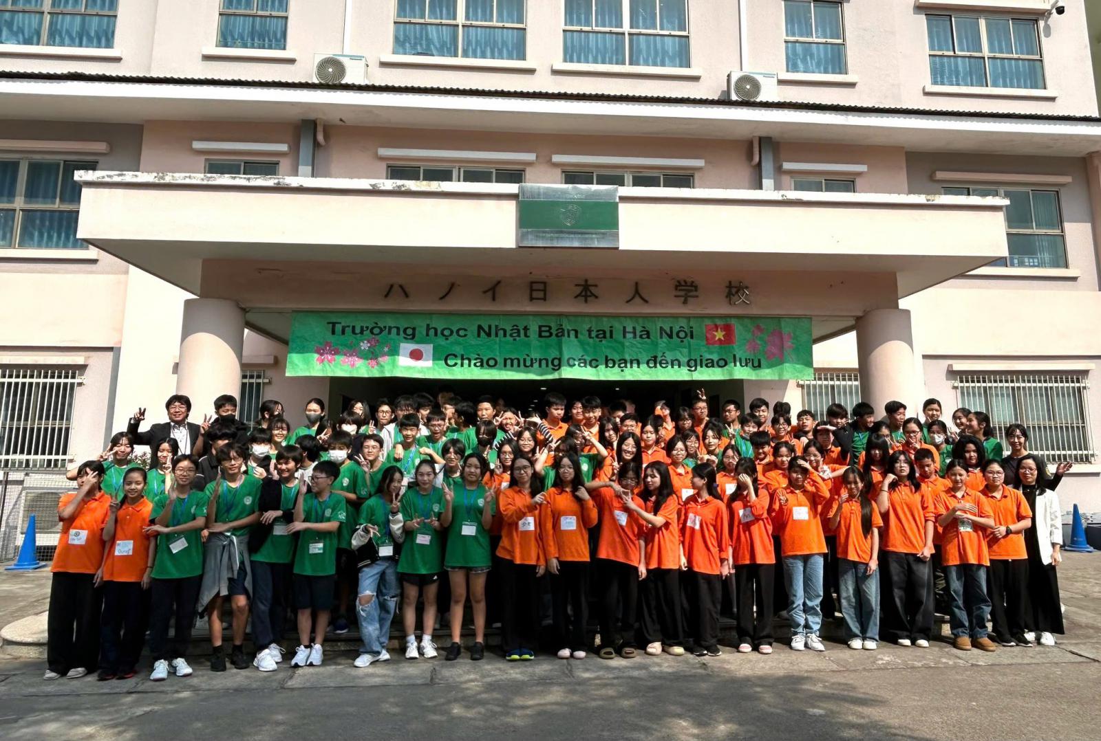 GIAO LƯU HỮU NGHỊ – KẾT NỐI VĂN HÓA TRƯỜNG THCS VÀ THPT M.V. LÔ-MÔ-NÔ-XỐP VÀ TRƯỜNG HỌC NHẬT BẢN HÀ NỘI