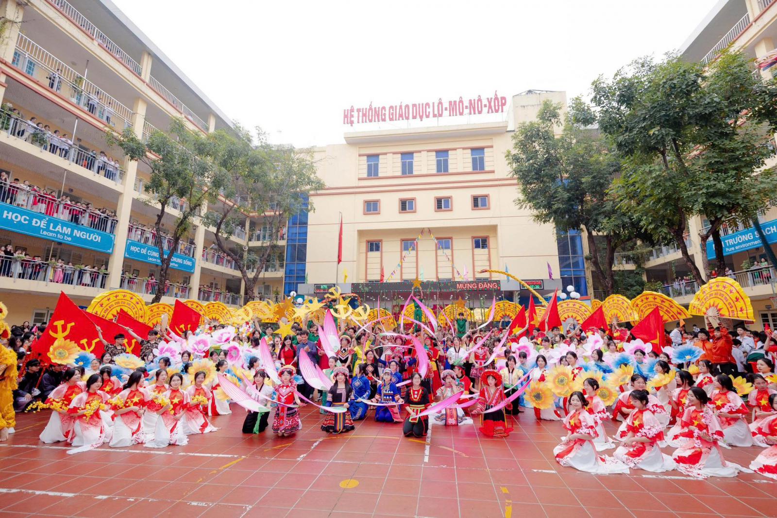 TỪ SÂN TRƯỜNG ĐẾN NGUỒN CỘI: LỄ HỘI VĂN HOÁ DÂN GIAN VÀ SỨ MỆNH NUÔI DƯỠNG BẢN SẮC VIỆT