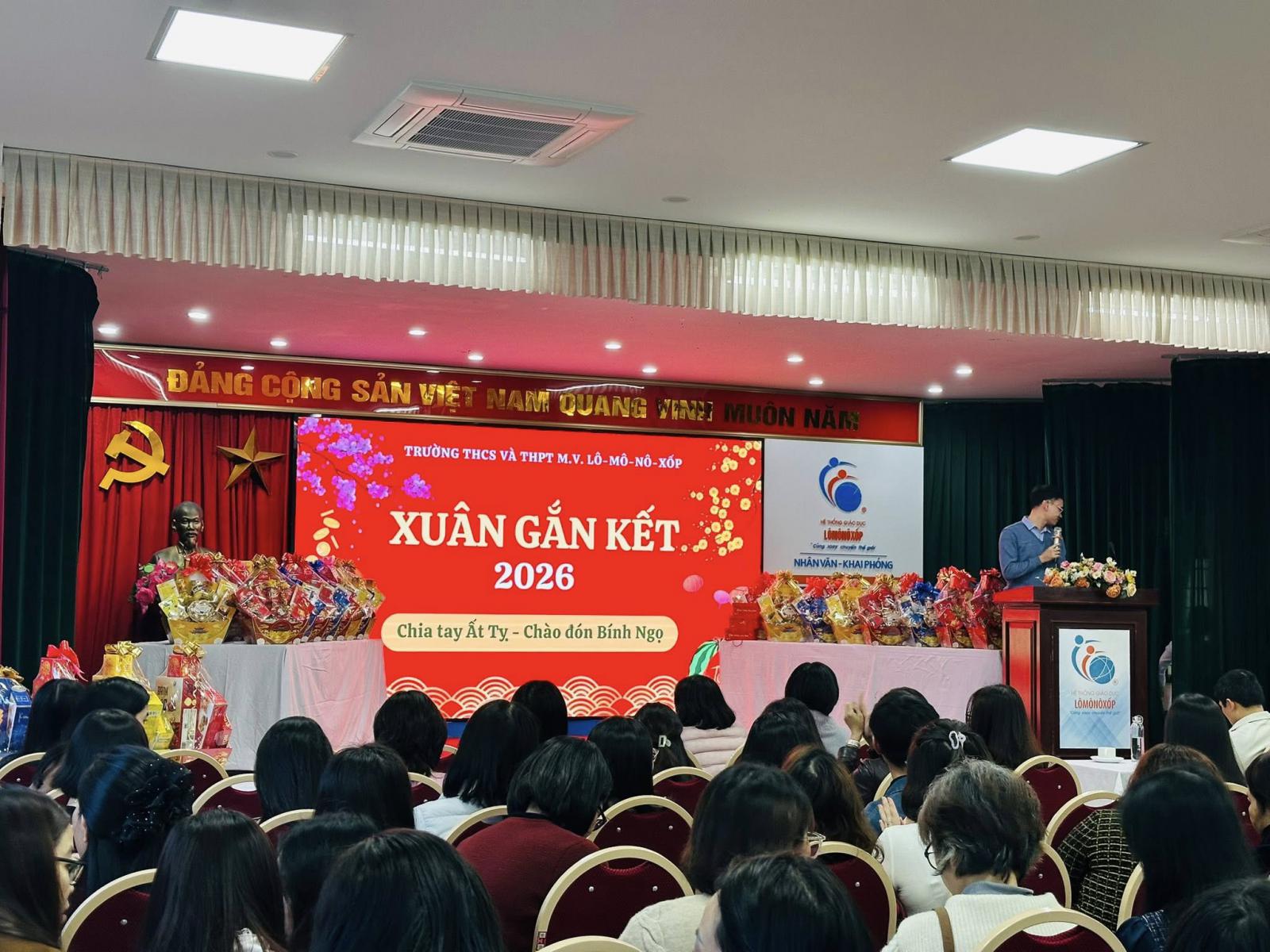 BUỔI TẤT NIÊN ẤM ÁP – KHÉP LẠI NĂM ẤT TỴ, CHÀO XUÂN BÍNH NGỌ