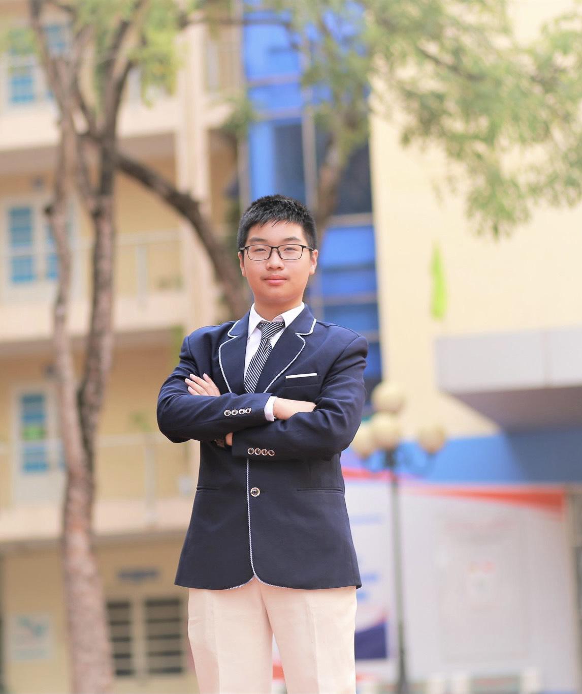 Lê Quang Minh – chàng lớp trưởng đa tài với niềm đam mê sách