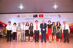 Lễ trao giải cuộc thi “ Tìm hiểu đất nước con người Việt Nam – Australia”
