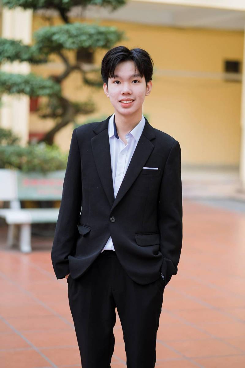 Nguyễn Minh Đức lớp 9B đỗ 2 trường chuyên nổi tiếng của Hà Nội