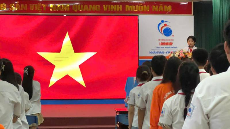 LIÊN ĐỘI TRƯỜNG THCS VÀ THPT M.V. LÔ-MÔ-NÔ-XỐP TỔ CHỨC ĐẠI HỘI NHIỆM KÌ 2024 - 2025