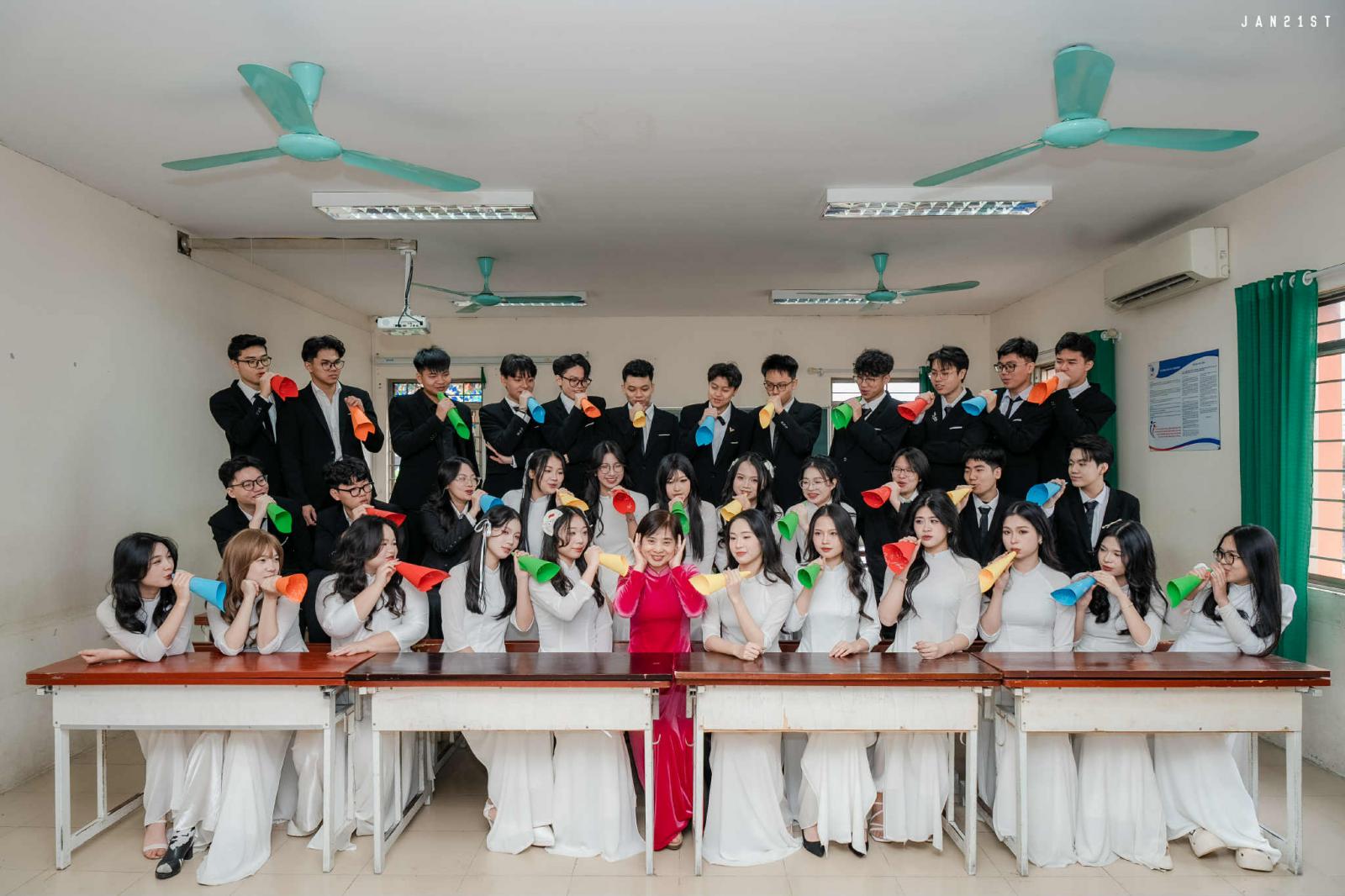 12A1 – Kỉ niệm khó phai