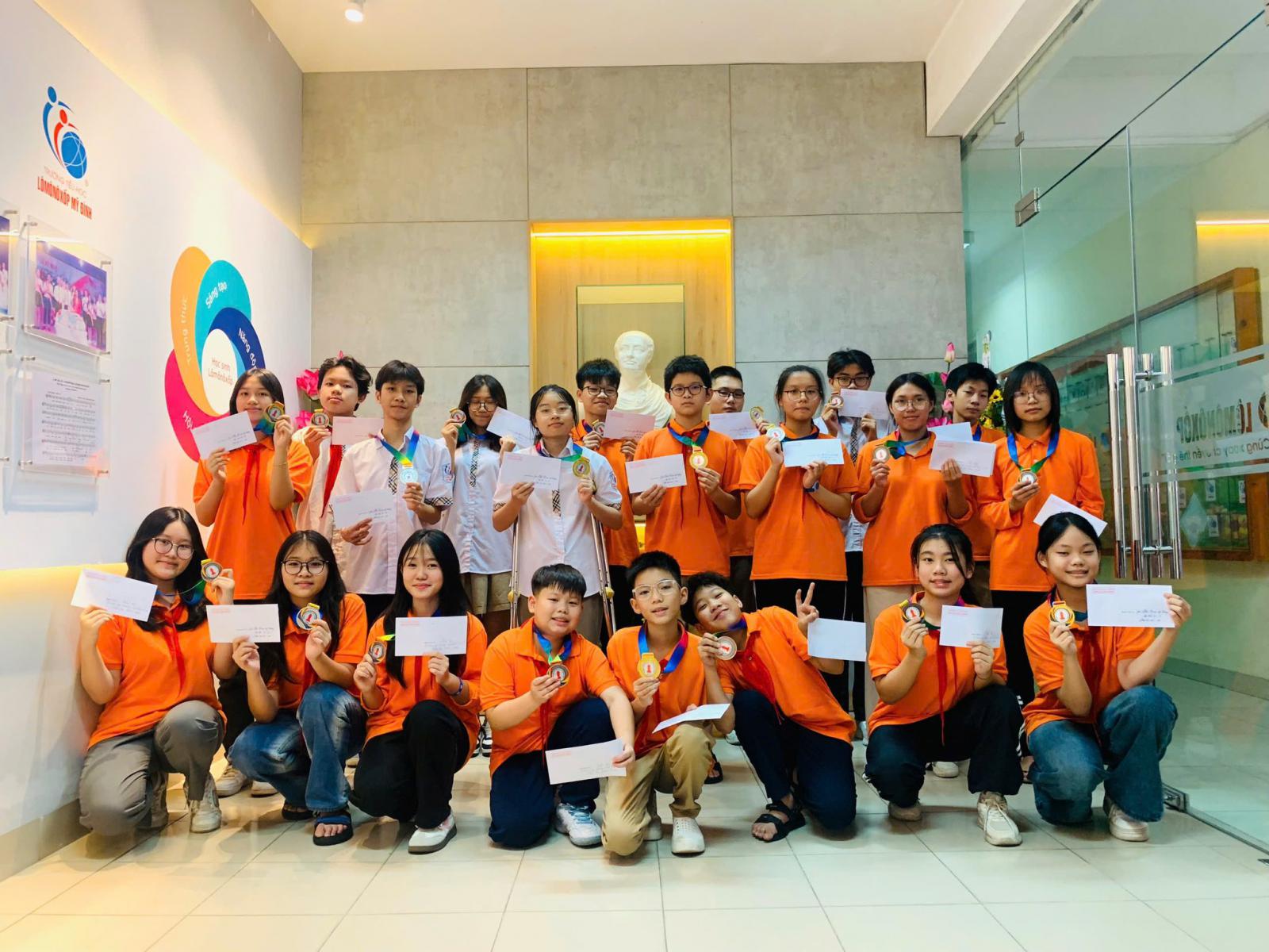 KHEN THƯỞNG CỜ VUA CỜ TƯỚNG CẤP TRƯỜNG NĂM HỌC 2025-2026